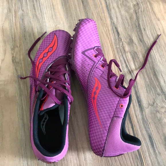 Saucony Shoes - Women’s Saucony spitfire track sprinter spikes